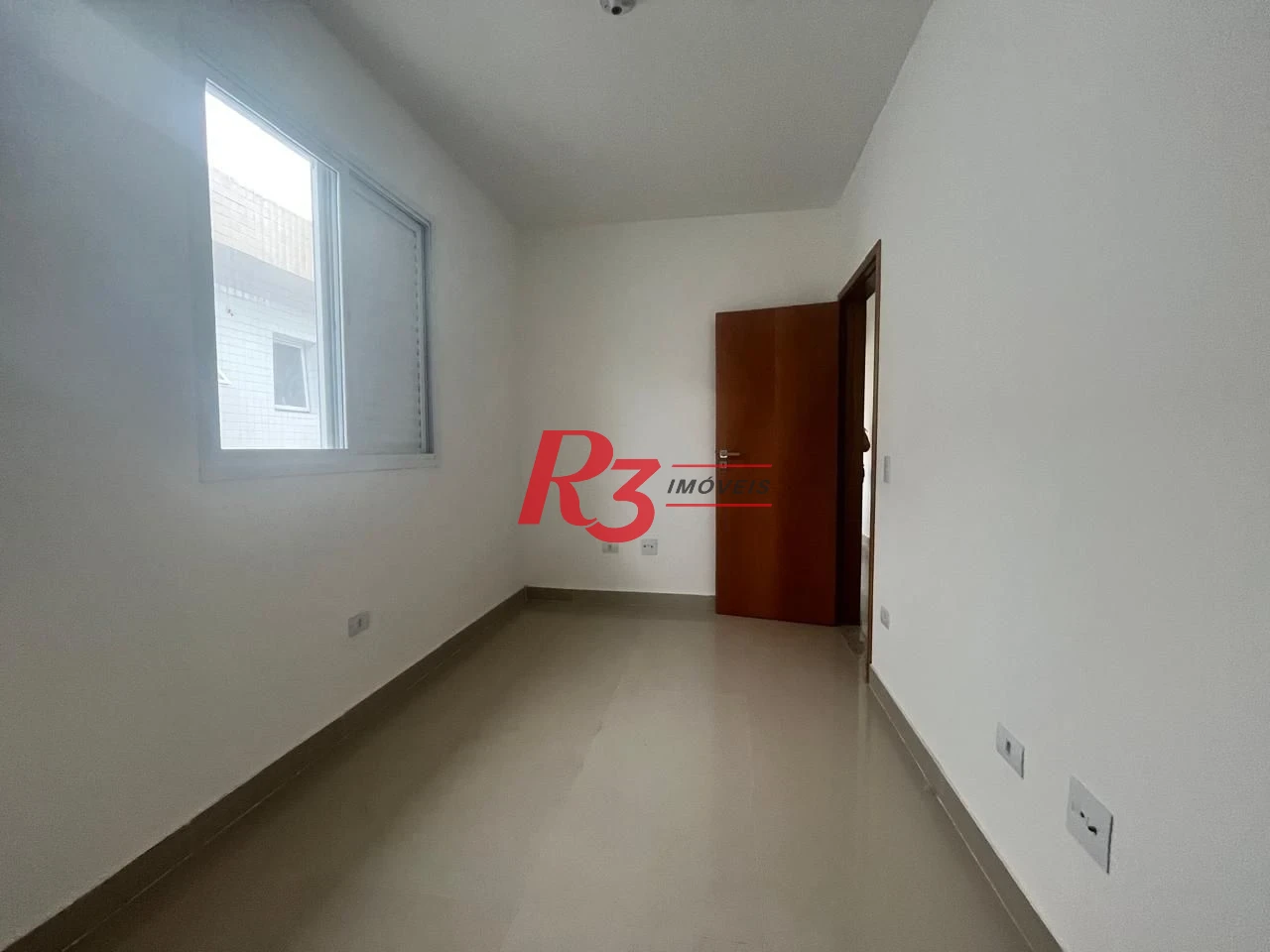 Casa com 3 dormitórios à venda, 150 m² por R$ 950.000,00 - Ponta da Praia - Santos/SP