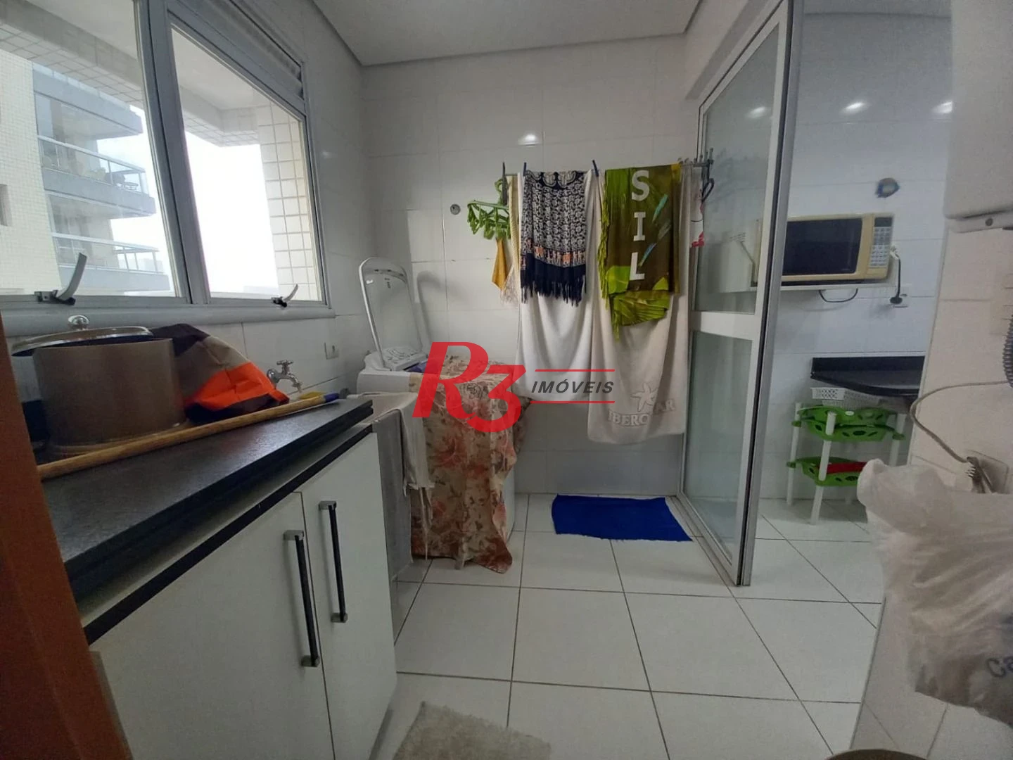Apartamento com 3 dormitórios à venda, 125 m² por R$ 1.850.000,00 - Embaré - Santos/SP