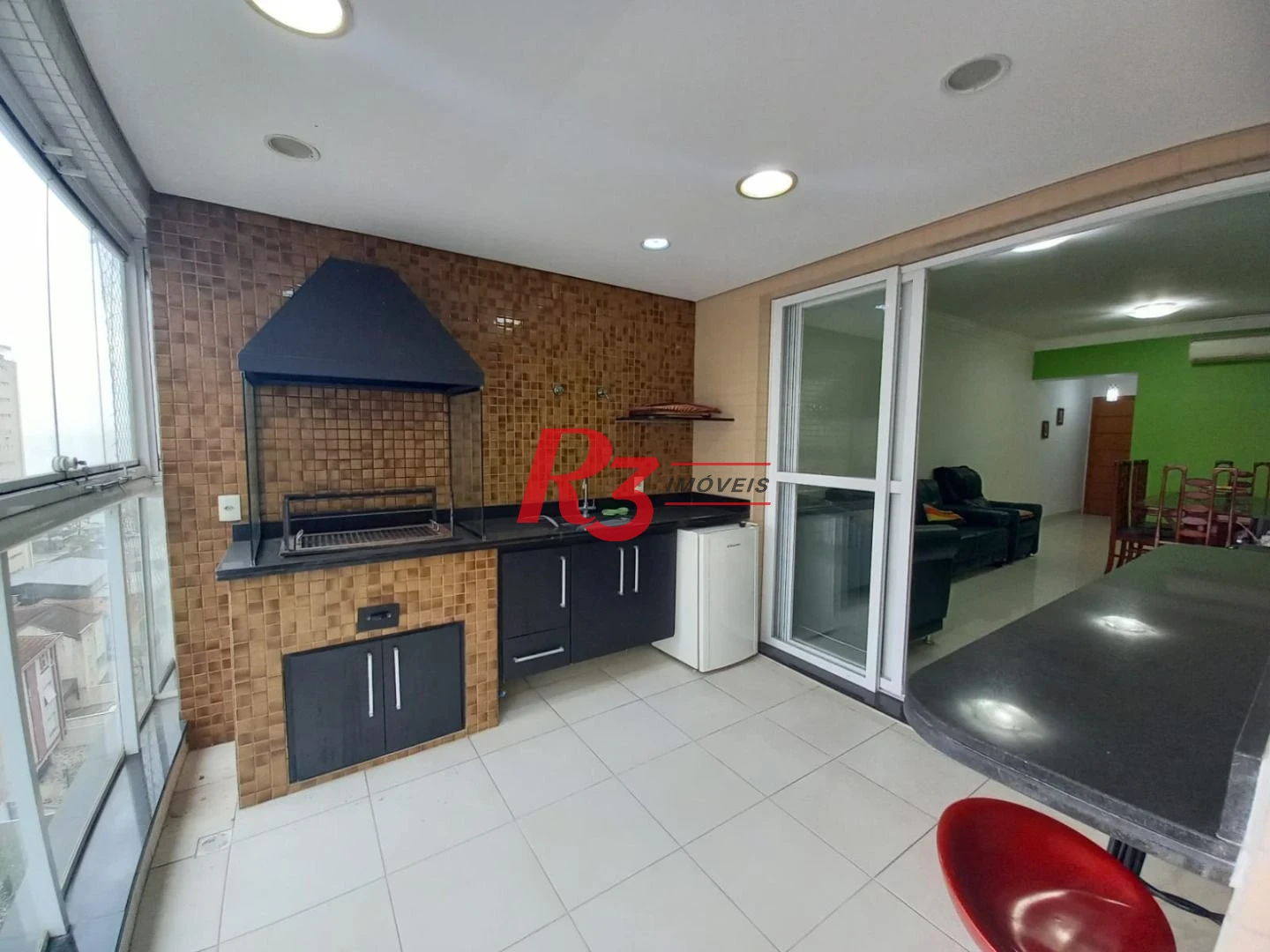 Apartamento com 3 dormitórios à venda, 125 m² por R$ 1.850.000,00 - Embaré - Santos/SP