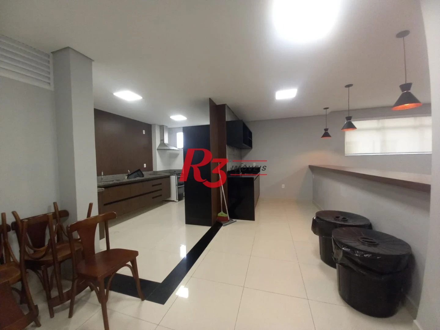 Apartamento com 3 dormitórios à venda, 125 m² por R$ 1.850.000,00 - Embaré - Santos/SP