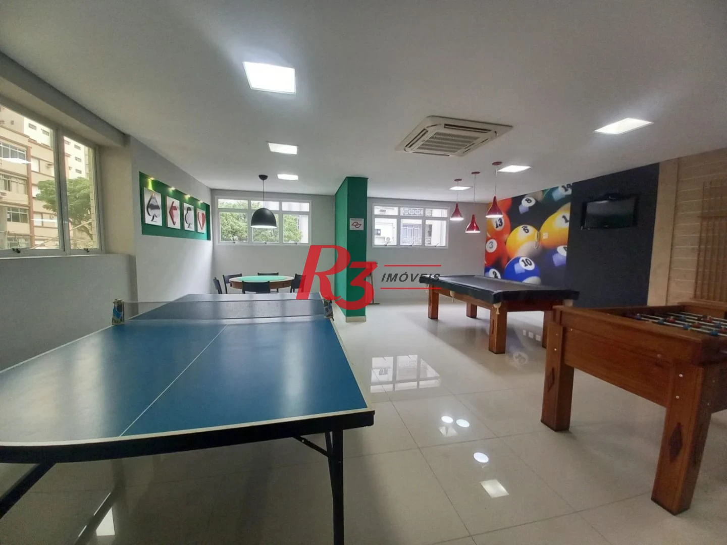 Apartamento com 3 dormitórios à venda, 125 m² por R$ 1.850.000,00 - Embaré - Santos/SP