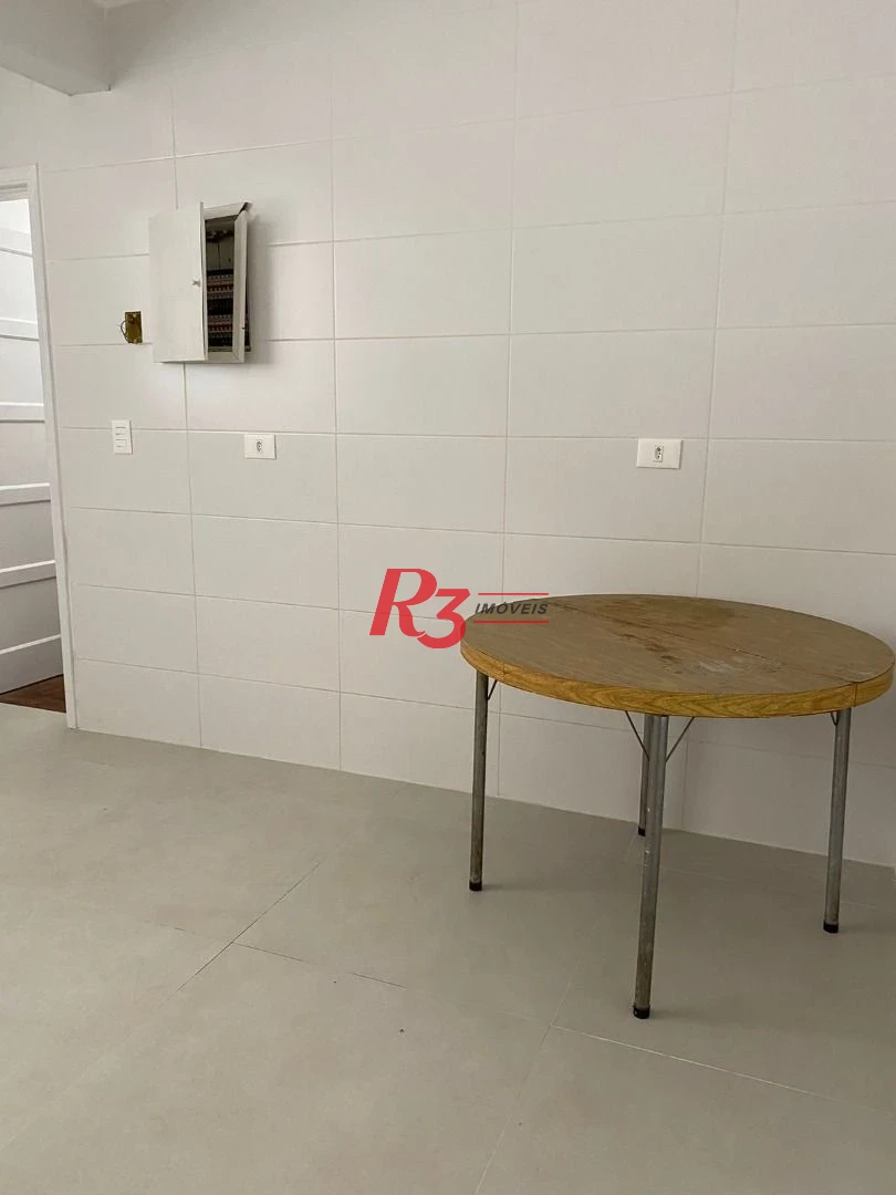 Apartamento 4 quartos no Gonzaga  em Santos