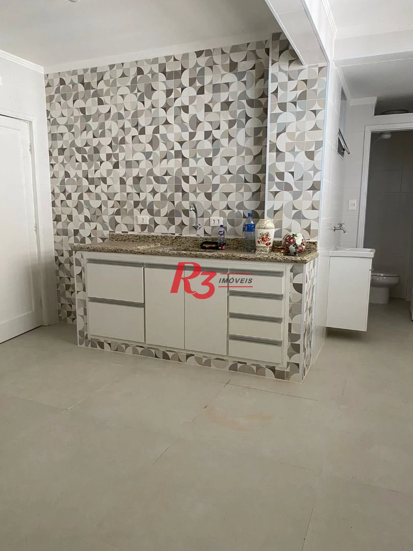 Apartamento 4 quartos no Gonzaga  em Santos