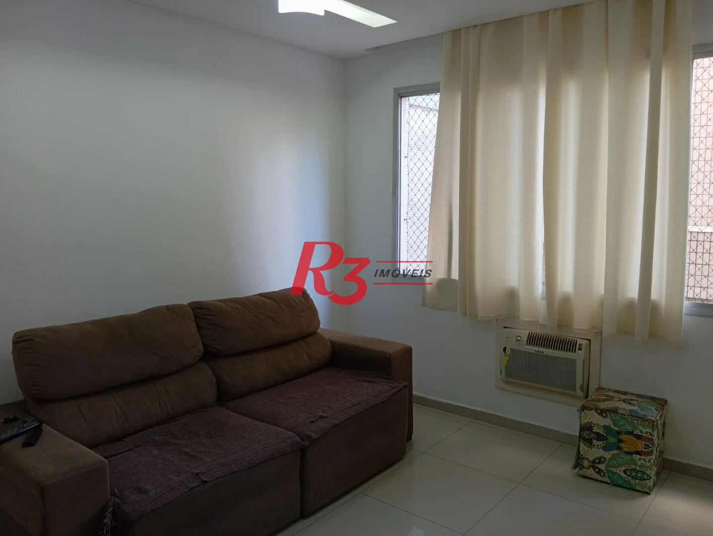 Apartamento com 3 dormitórios à venda, 102 m² por R$ 630.000,00 - Ponta da Praia - Santos/SP