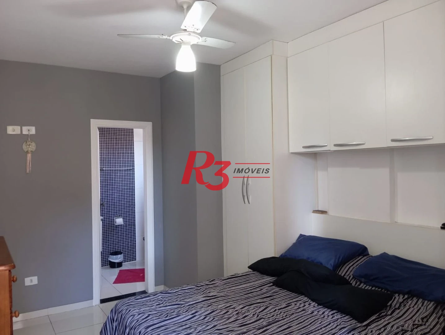 Apartamento com 3 dormitórios à venda, 102 m² por R$ 630.000,00 - Ponta da Praia - Santos/SP