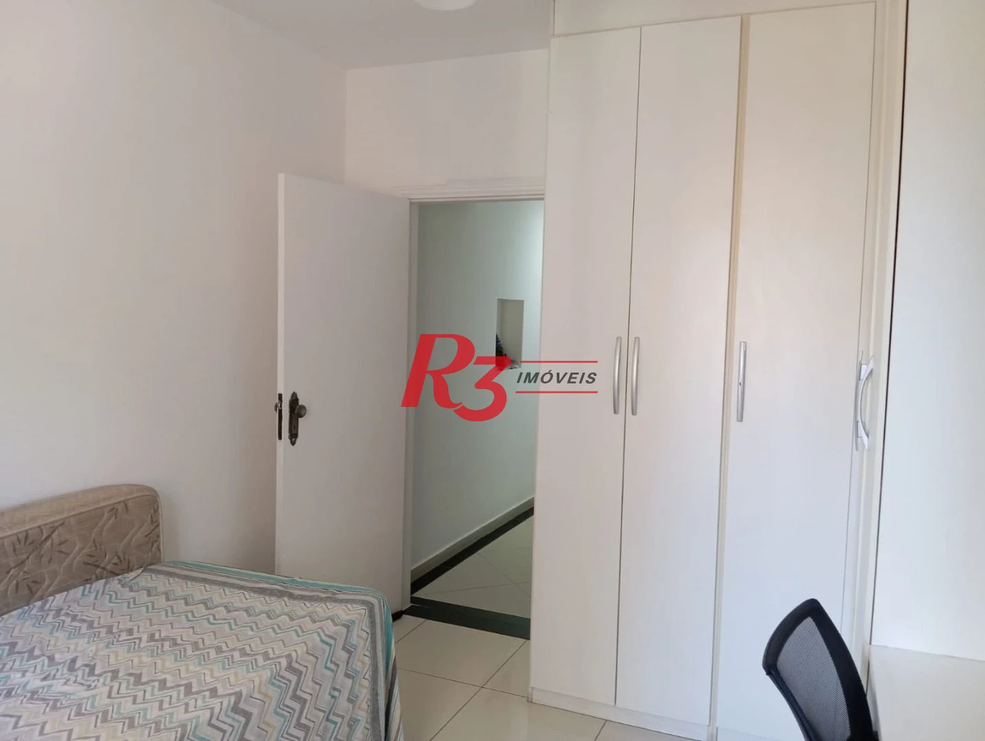 Apartamento com 3 dormitórios à venda, 102 m² por R$ 630.000,00 - Ponta da Praia - Santos/SP