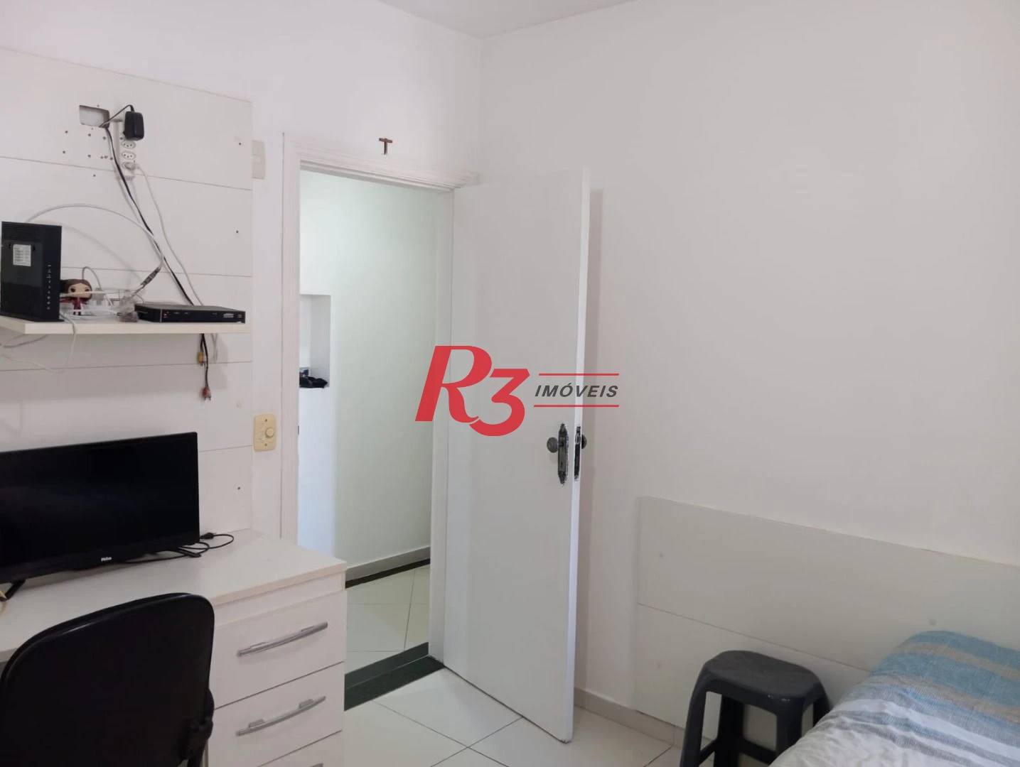 Apartamento com 3 dormitórios à venda, 102 m² por R$ 630.000,00 - Ponta da Praia - Santos/SP