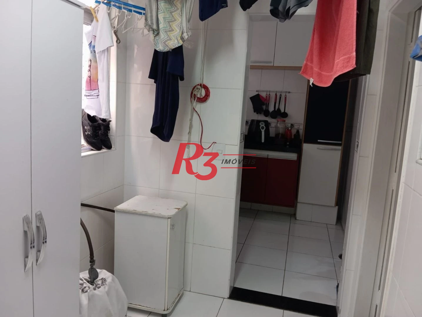 Apartamento com 3 dormitórios à venda, 102 m² por R$ 630.000,00 - Ponta da Praia - Santos/SP
