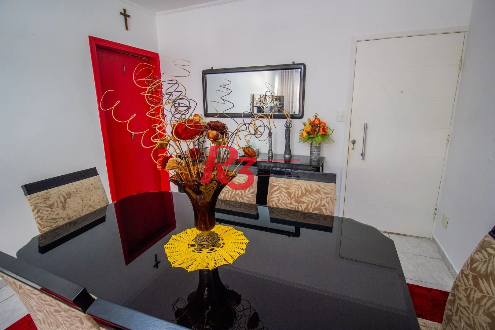 Apartamento com 2 dormitórios à venda, 98 m² por R$ 510.000,00 - Gonzaga - Santos/SP