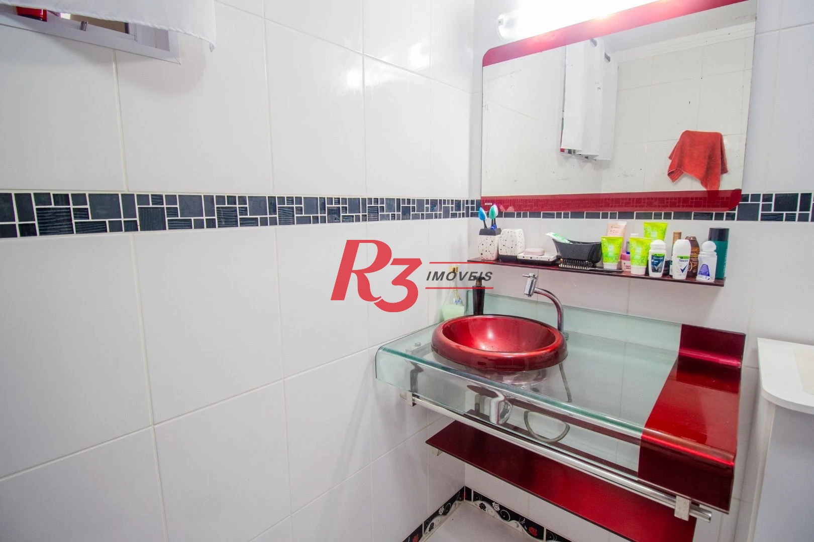 Apartamento com 2 dormitórios à venda, 98 m² por R$ 510.000,00 - Gonzaga - Santos/SP