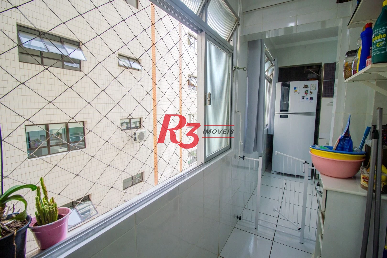Apartamento com 2 dormitórios à venda, 98 m² por R$ 510.000,00 - Gonzaga - Santos/SP