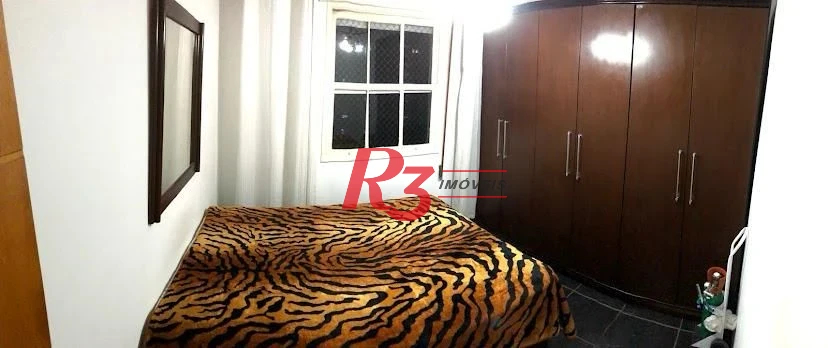 Excelente apatartamento de 2 quartos à venda  no Centro de São Vicente.