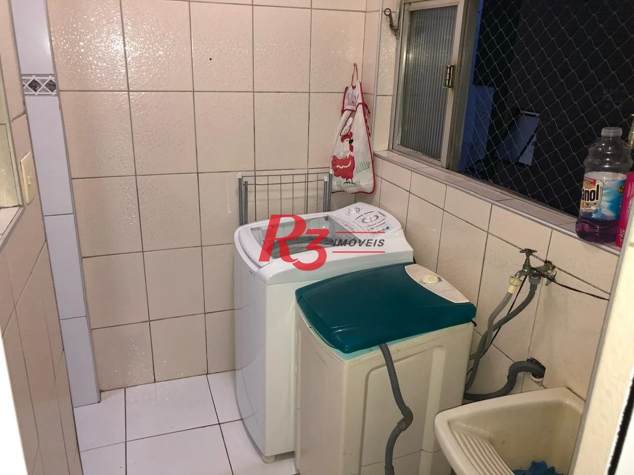 Excelente apatartamento de 2 quartos à venda  no Centro de São Vicente.