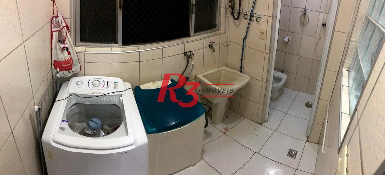 Excelente apatartamento de 2 quartos à venda  no Centro de São Vicente.