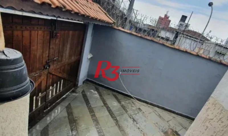 Sobrado à venda, 210 m² por R$ 584.000,00 - Centro - São Vicente/SP
