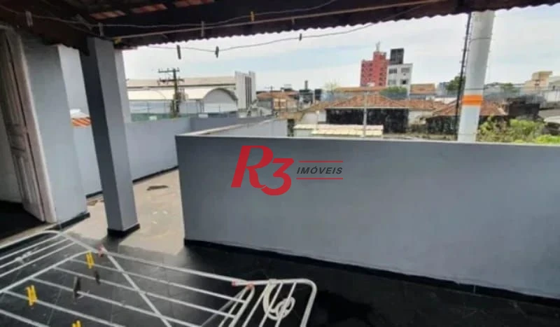 Sobrado à venda, 210 m² por R$ 584.000,00 - Centro - São Vicente/SP