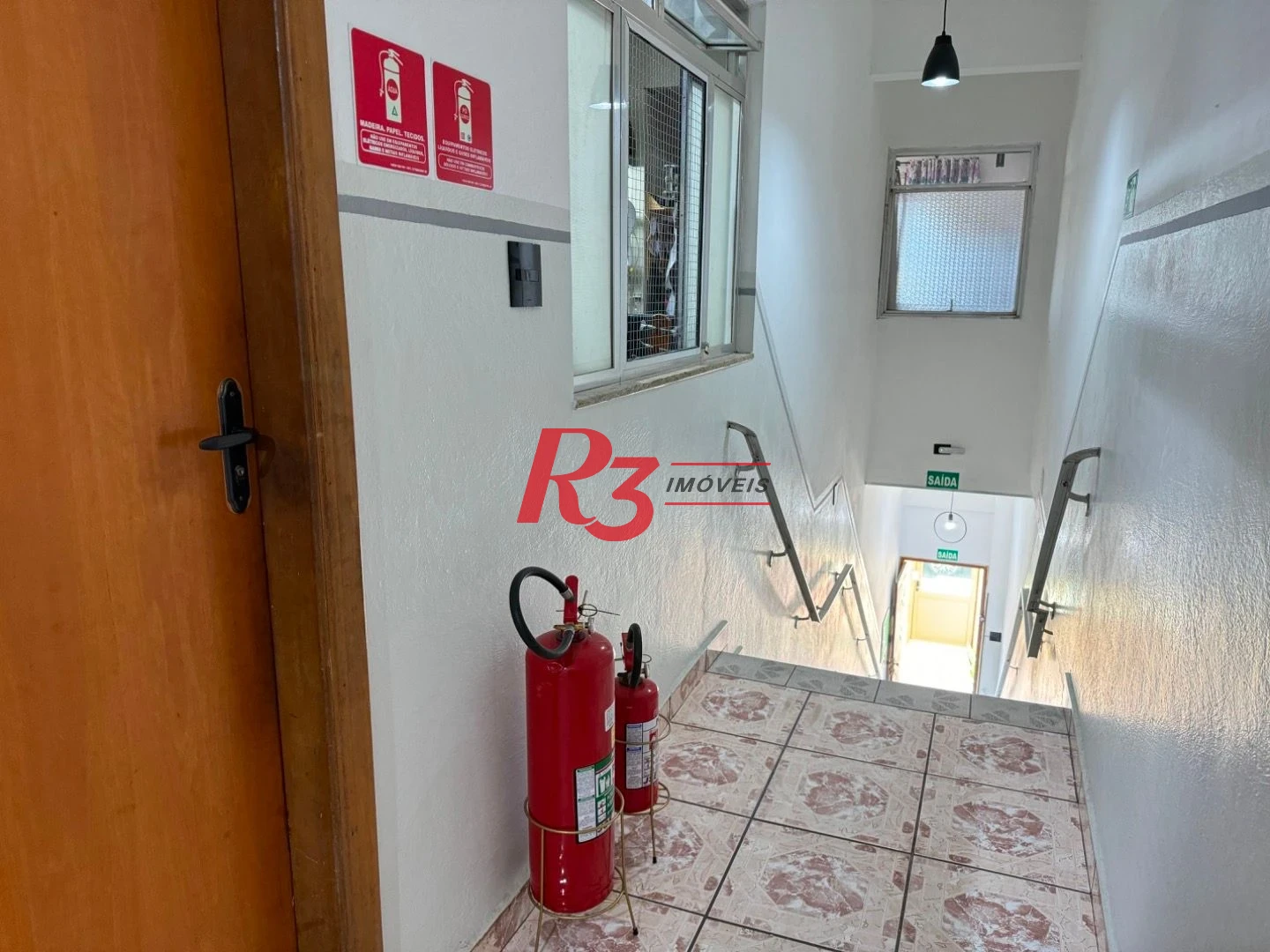 Sala à venda, 130 m² por R$ 585.000,00 - Estuário - Santos/SP