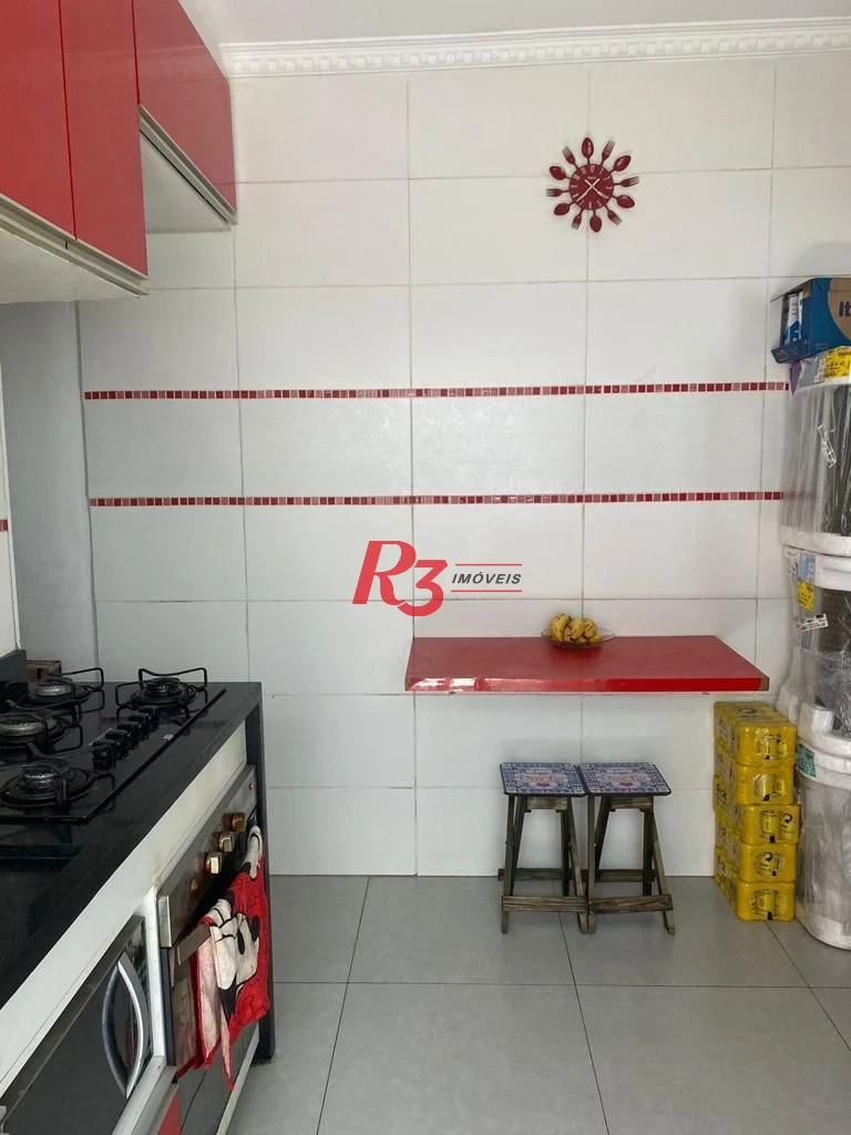 Excelente imóvel com 2 dormitórios em prédio sem elevados