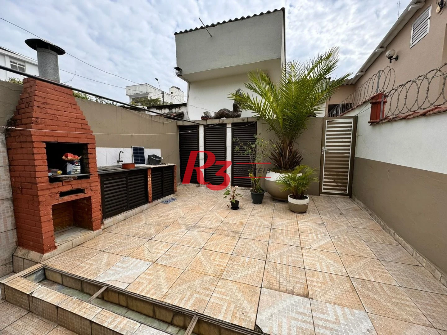 Casa à venda, 197 m² por R$ 670.000,00 - Vila Valença - São Vicente/SP