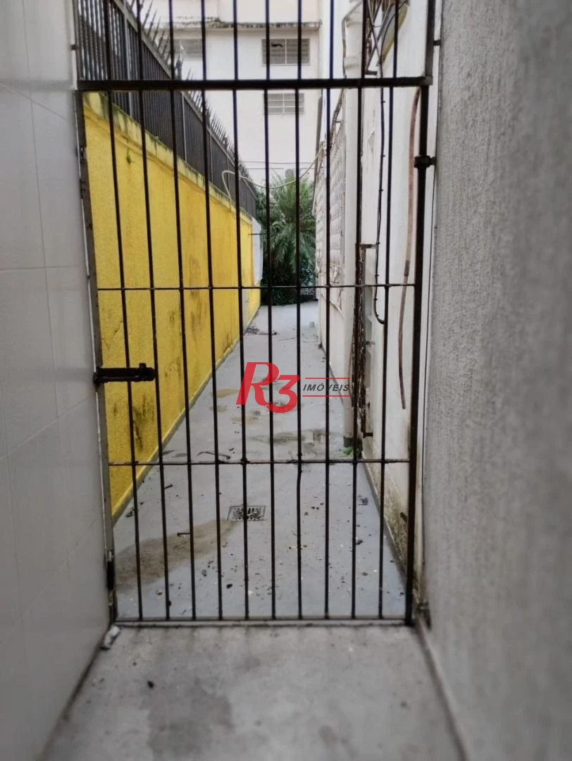 Excelente casa comercial com 396m2 de área construída