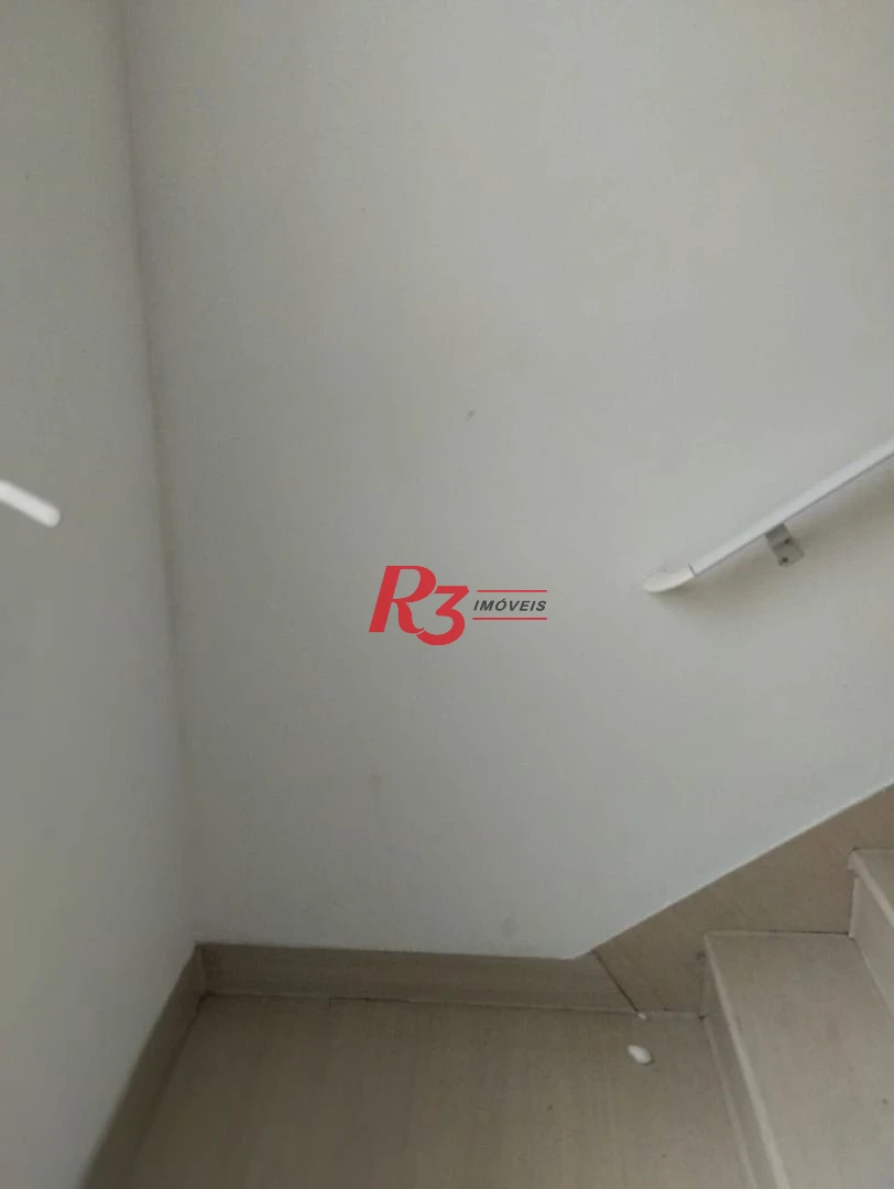 Excelente casa comercial com 396m2 de área construída