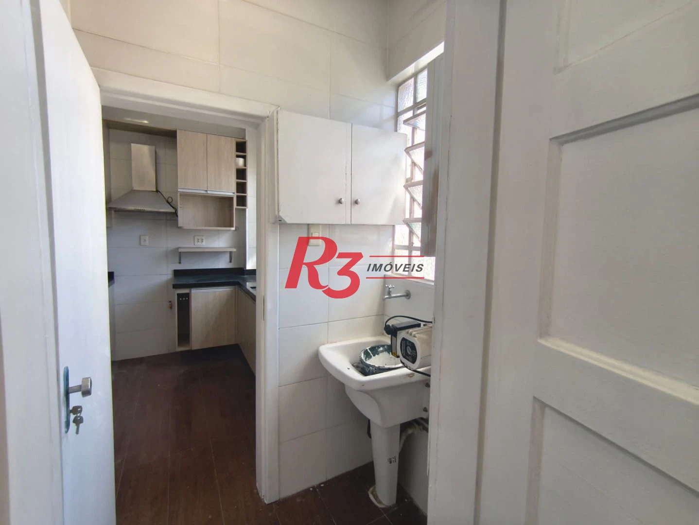 Apartamento com 2 dormitórios à venda, 132 m² por R$ 800.000,00 - Boqueirão - Santos/SP