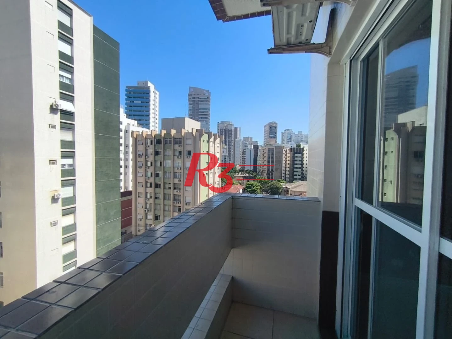 Apartamento com 2 dormitórios à venda, 132 m² por R$ 800.000,00 - Boqueirão - Santos/SP
