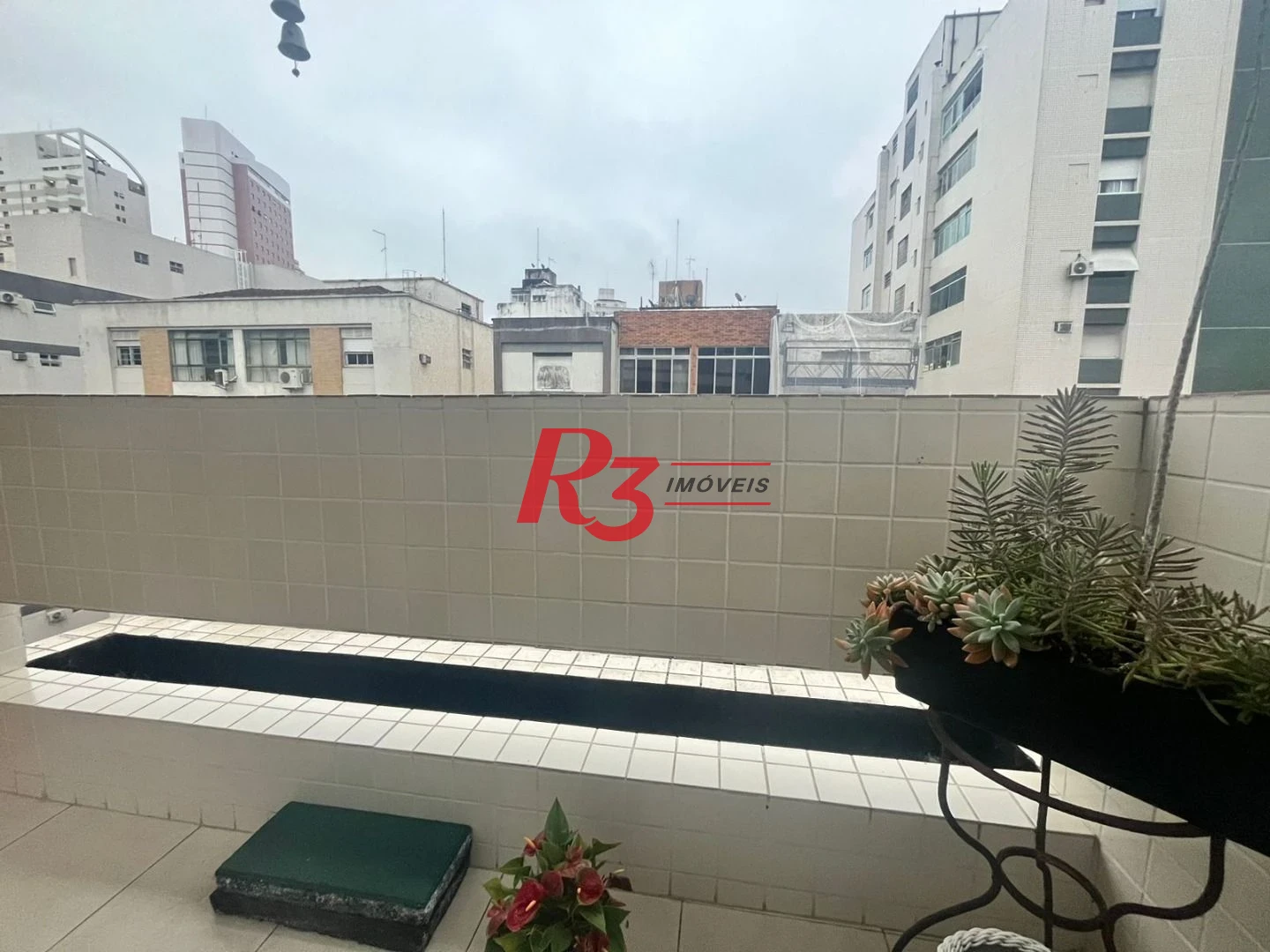 Apartamento com 2 dormitórios c suite, dep completa - Boqueirão - Santos