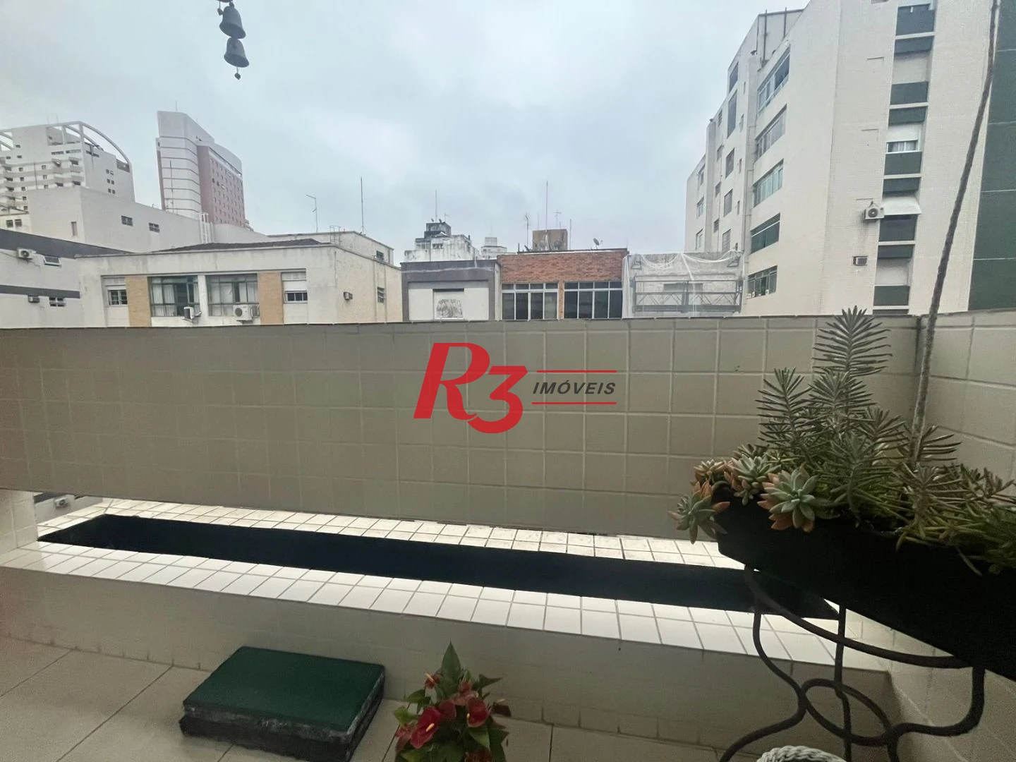 Apartamento com 2 dormitórios c suite, dep completa - Boqueirão - Santos