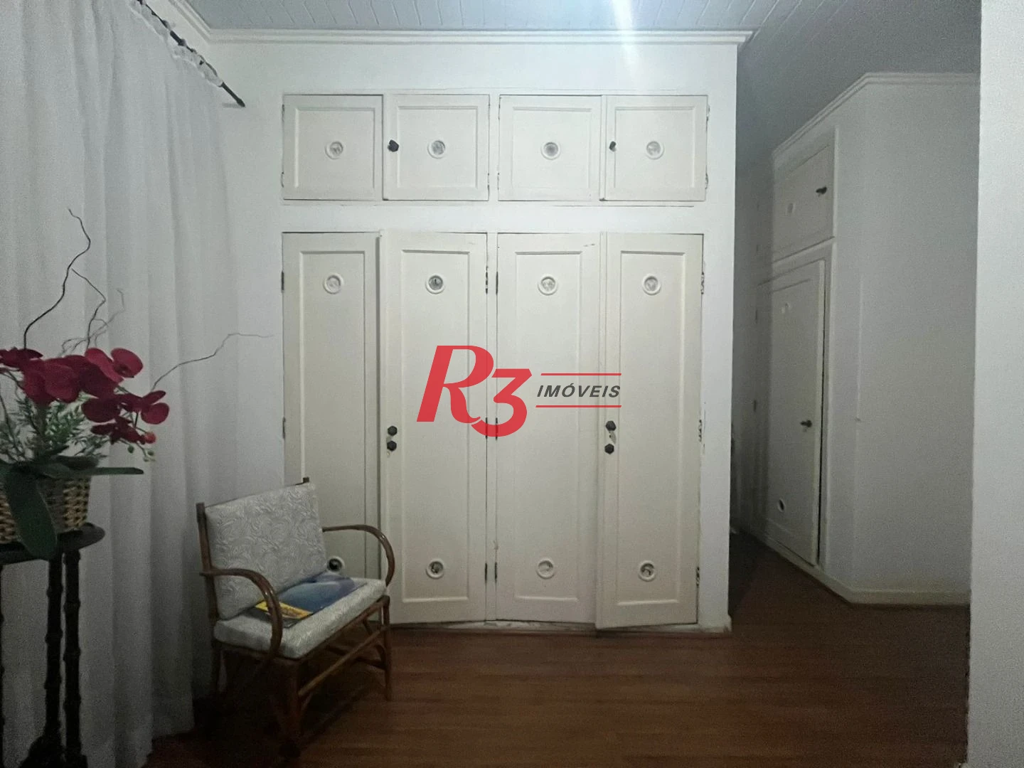 Apartamento com 2 dormitórios c suite, dep completa - Boqueirão - Santos