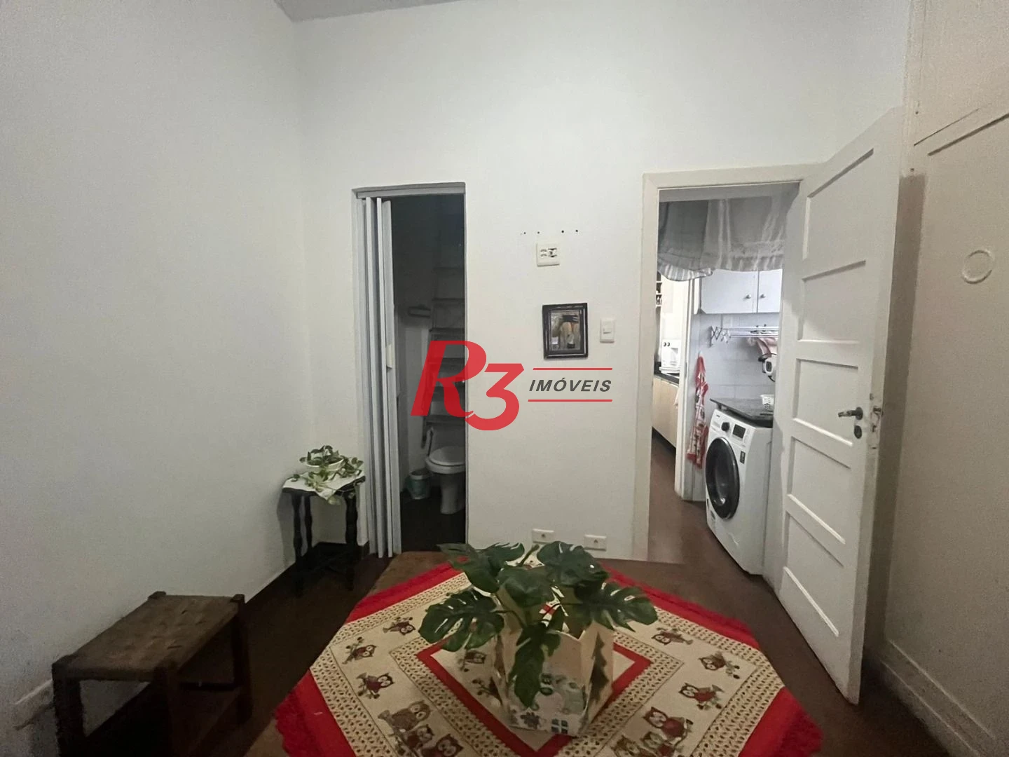 Apartamento com 2 dormitórios c suite, dep completa - Boqueirão - Santos