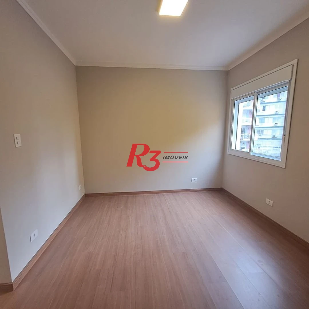 Apartamento dois quartos Gonzaga Santos