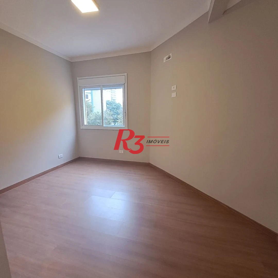 Apartamento dois quartos Gonzaga Santos