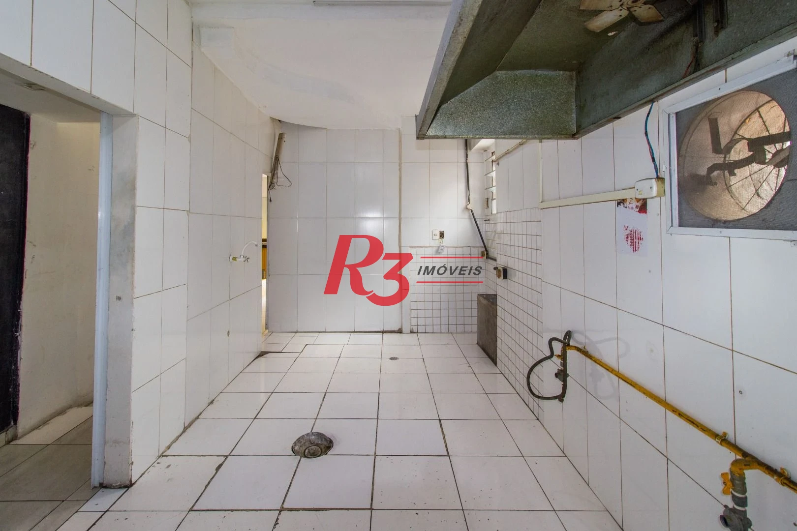 Loja para alugar, 80 m² por R$ 4.685,00/mês - Centro - Santos/SP