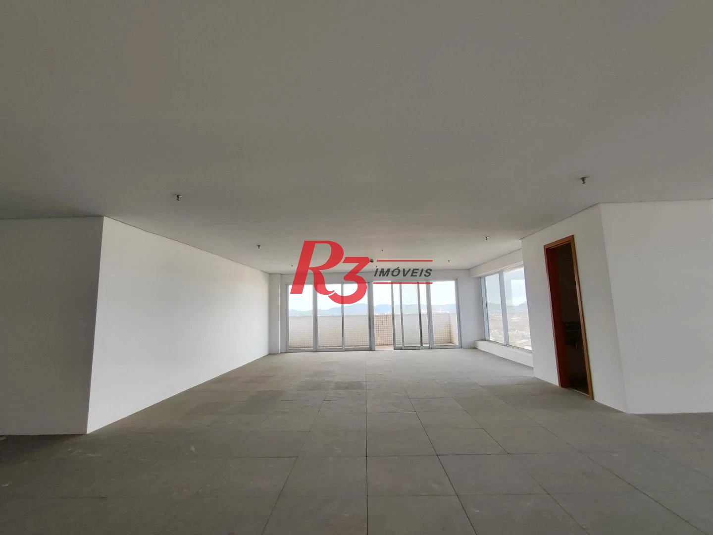 Sala para alugar, 90 m² por R$ 8.000,00/mês - Centro - Santos/SP