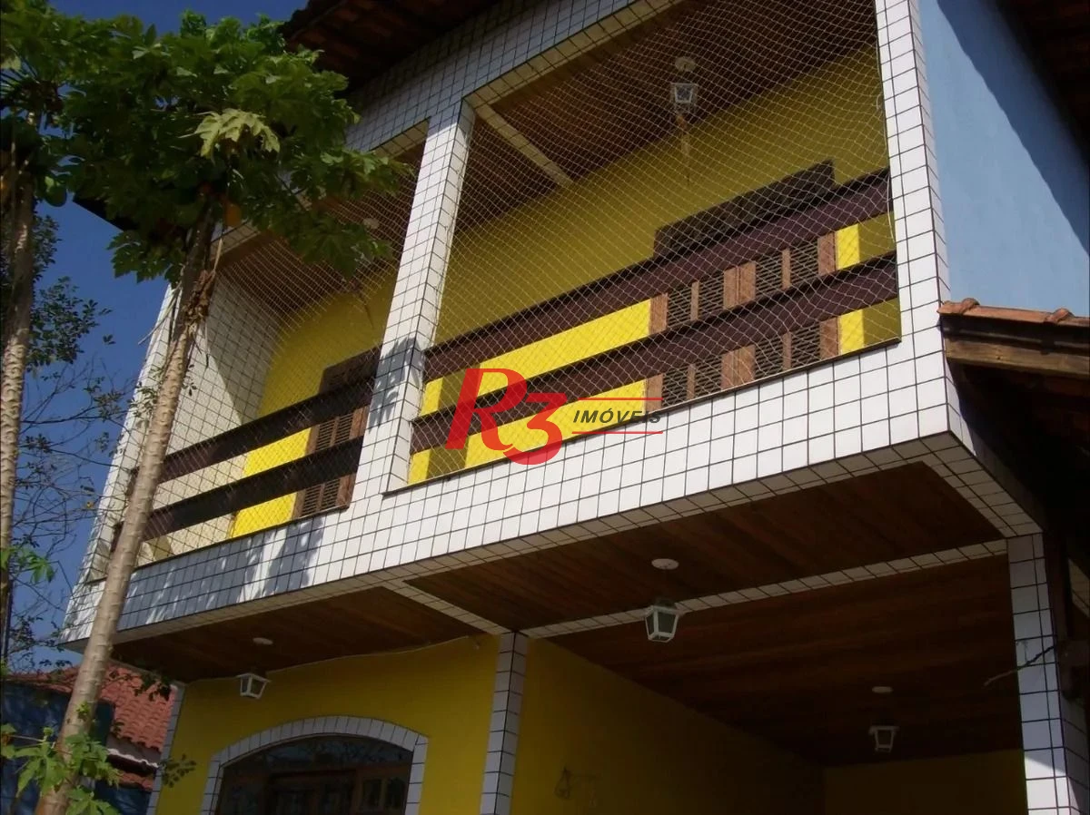 Sobrado à venda, 163 m² por R$ 798.000,00 - Caneleira - Santos/SP