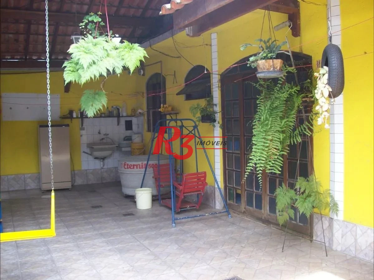 Sobrado à venda, 163 m² por R$ 798.000,00 - Caneleira - Santos/SP