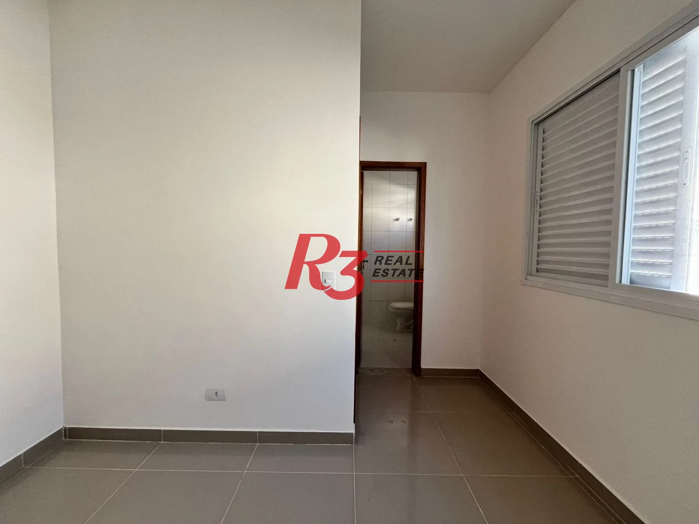 Village com 2 dormitórios à venda, 103 m² por R$ 680.000,00 - Marapé - Santos/SP