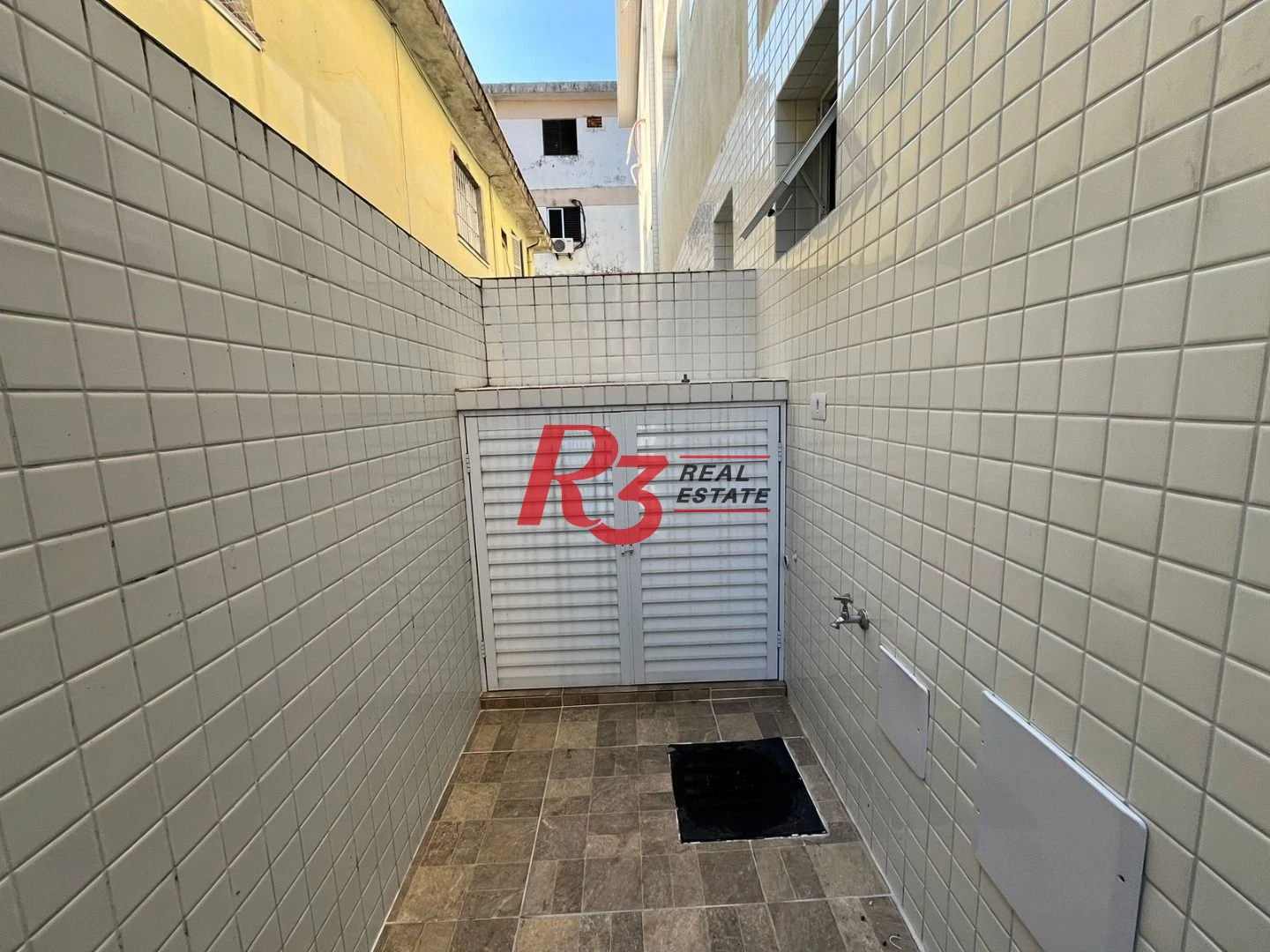 Village com 2 dormitórios à venda, 103 m² por R$ 680.000,00 - Marapé - Santos/SP
