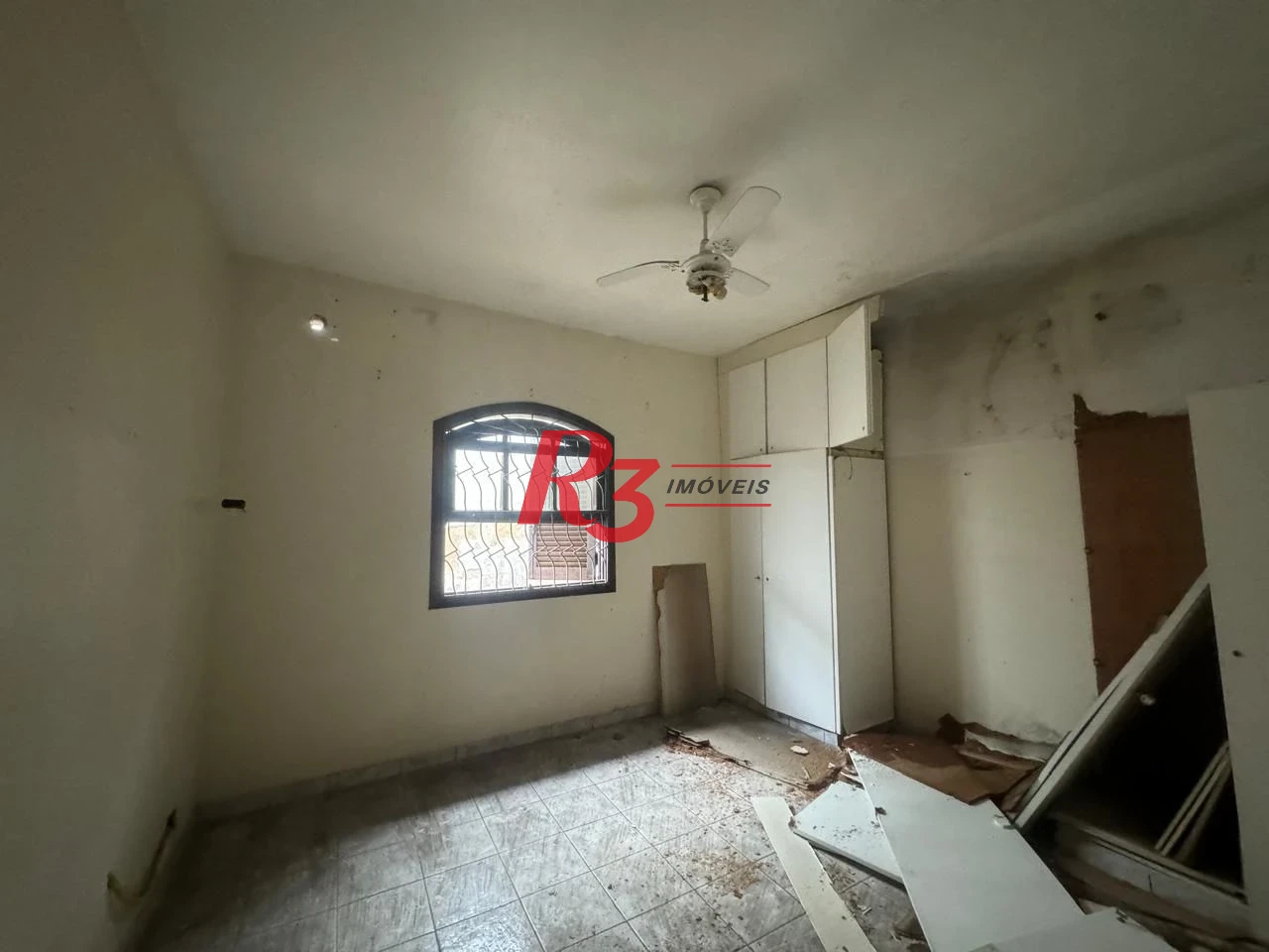 Casa com 3 dormitórios para alugar, 337 m² por R$ 18.297,00/mês - Aparecida - Santos/SP
