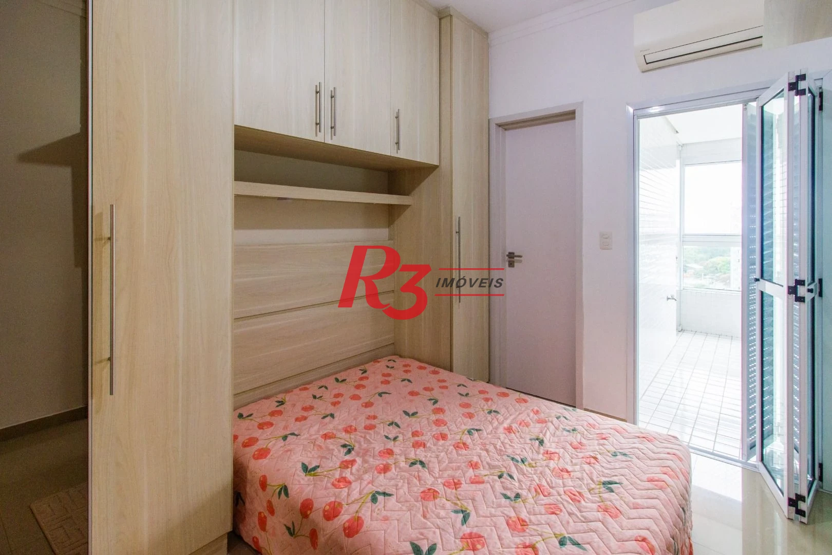 Apartamento à venda, 74 m² por R$ 780.000,00 - Vila Matias - Santos/SP