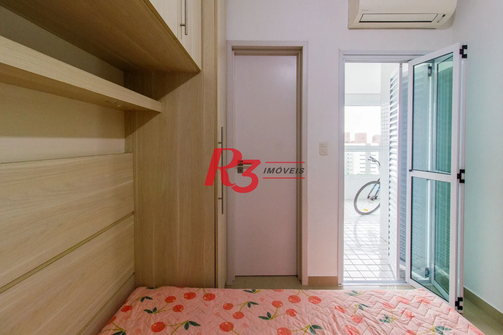 Apartamento à venda, 74 m² por R$ 780.000,00 - Vila Matias - Santos/SP