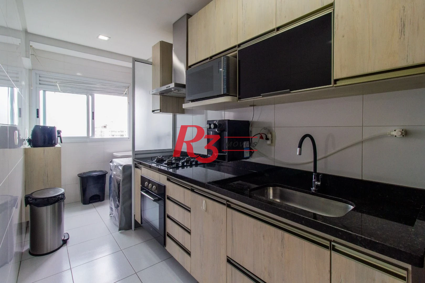 Apartamento à venda, 74 m² por R$ 780.000,00 - Vila Matias - Santos/SP
