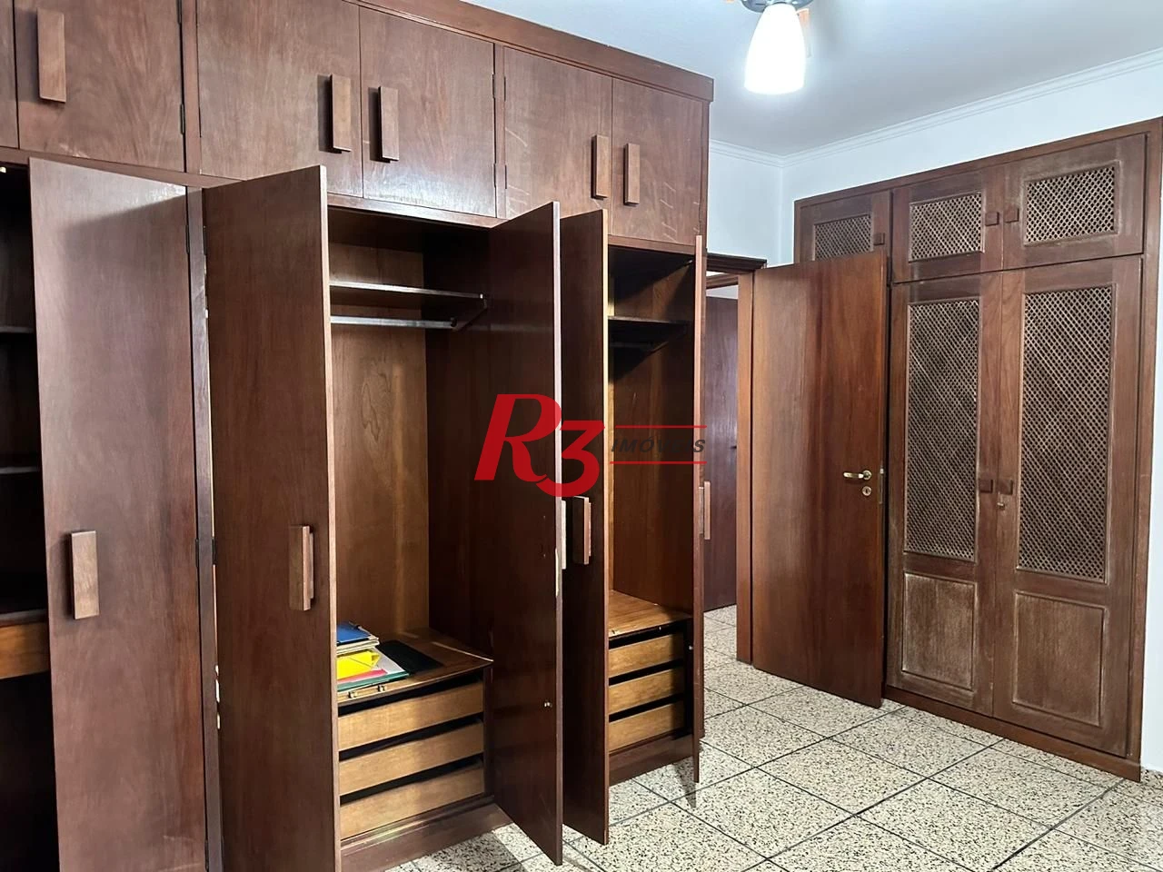 Apartamento à venda, 104 m² por R$ 700.000,00 - Itararé - São Vicente/SP