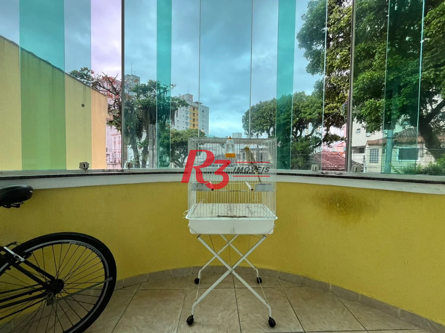 Casa Sobreposta Alta, Duplex, com 3 dormitórios 3 suites, piscina e churraqueira, 3 vagas  380 m² ,