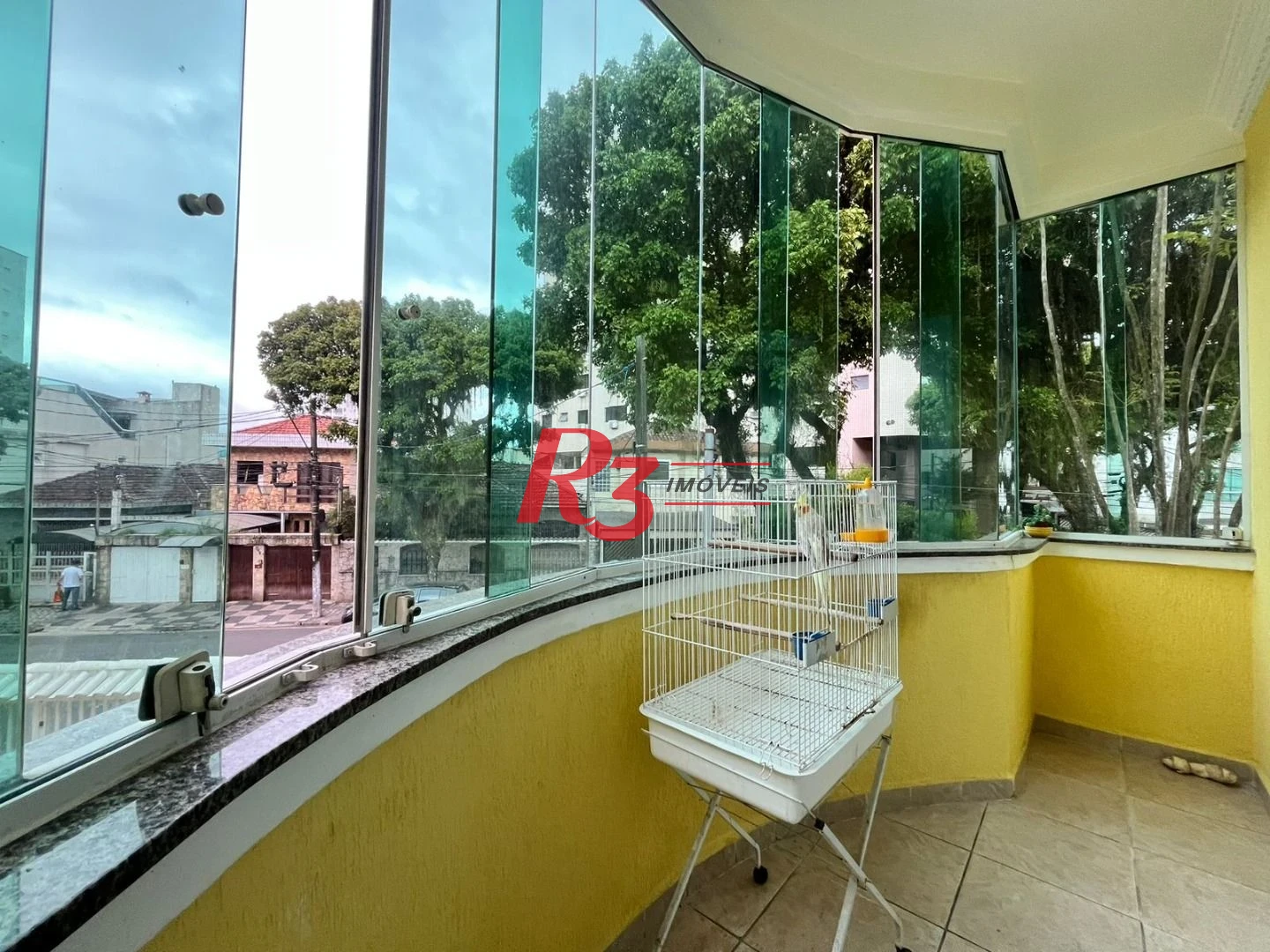 Casa Sobreposta Alta, Duplex, com 3 dormitórios 3 suites, piscina e churraqueira, 3 vagas  380 m² ,