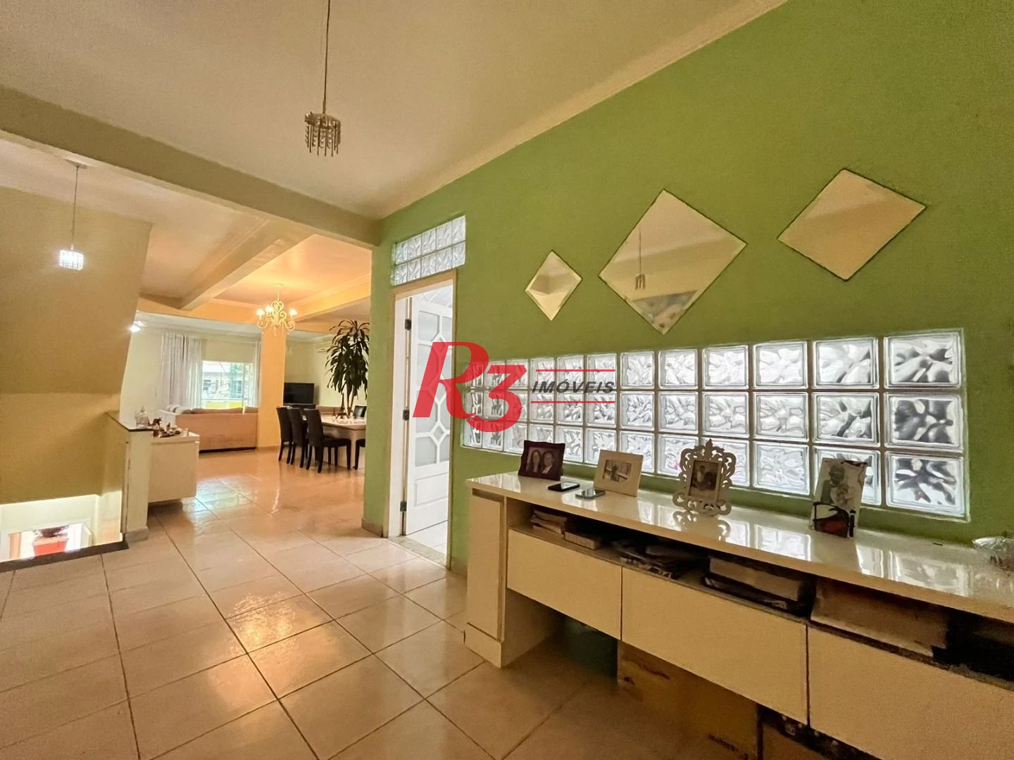 Casa Sobreposta Alta, Duplex, com 3 dormitórios 3 suites, piscina e churraqueira, 3 vagas  380 m² ,