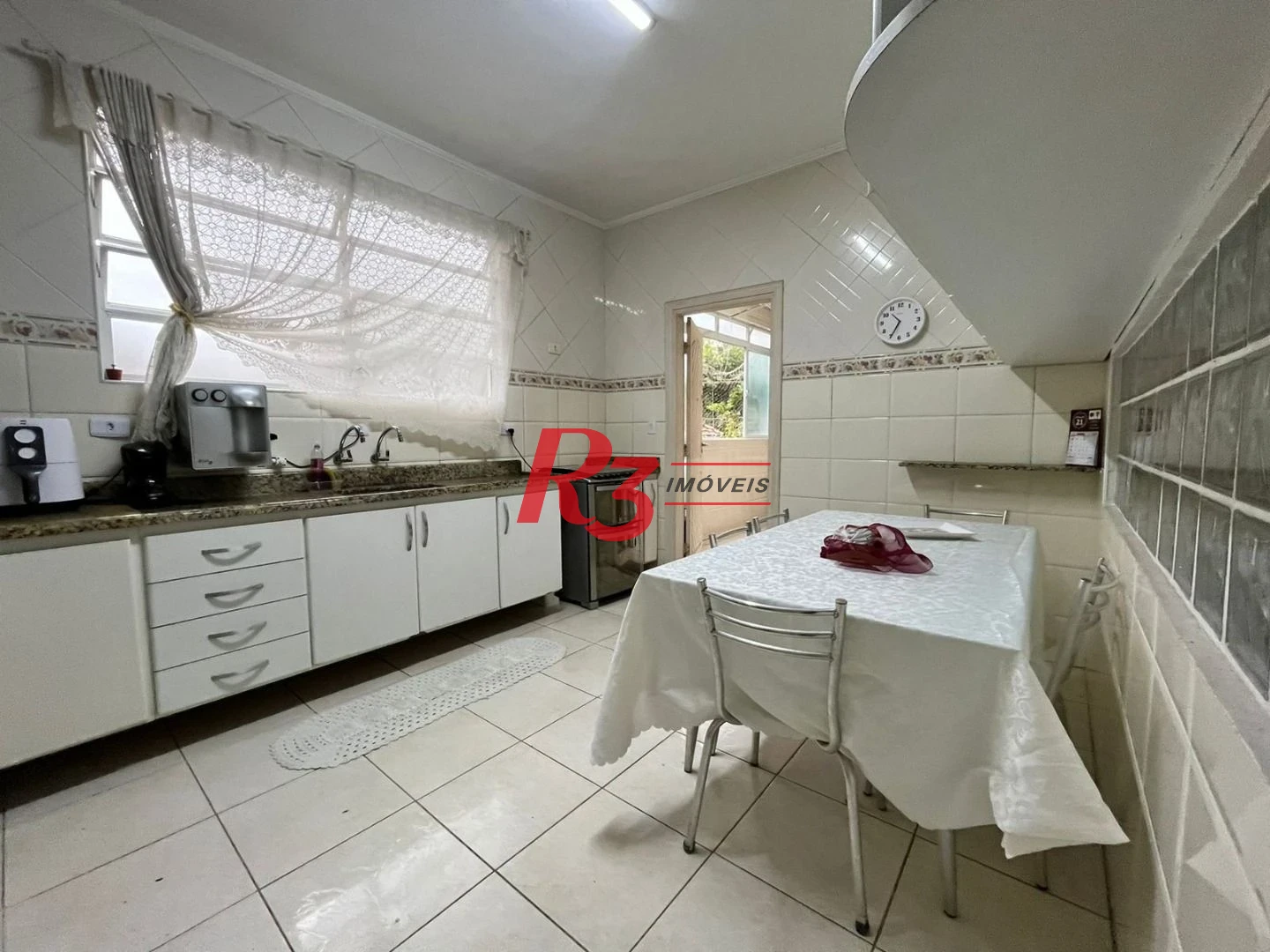 Casa Sobreposta Alta, Duplex, com 3 dormitórios 3 suites, piscina e churraqueira, 3 vagas  380 m² ,