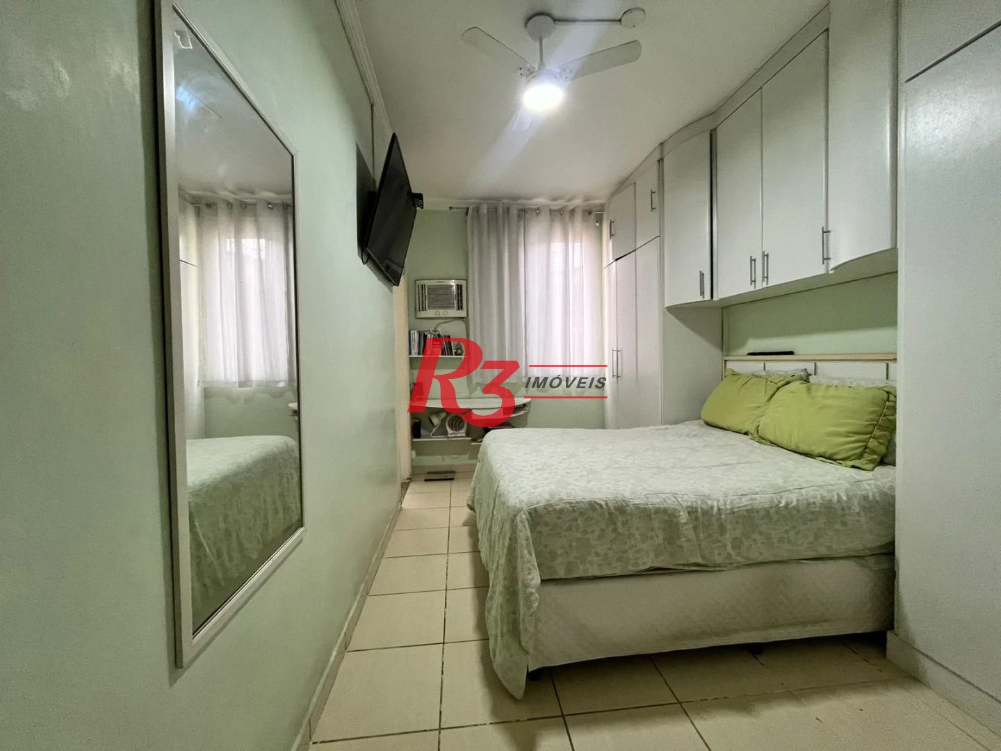 Casa Sobreposta Alta, Duplex, com 3 dormitórios 3 suites, piscina e churraqueira, 3 vagas  380 m² ,