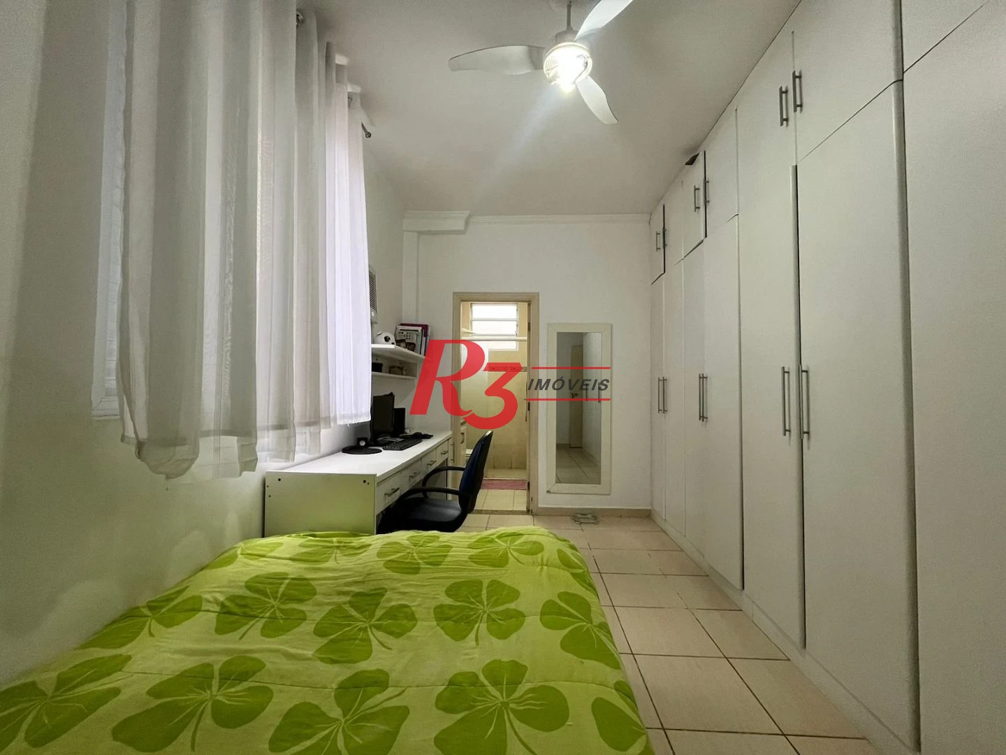 Casa Sobreposta Alta, Duplex, com 3 dormitórios 3 suites, piscina e churraqueira, 3 vagas  380 m² ,